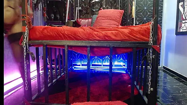 lorna cox bdsm online show from March 2026 12:16:01 AM