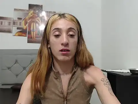 Snapshot of andreahhill chatting on May 2026 11:28:02 AM andreahhill online show from May 2026 11:28:02 AM