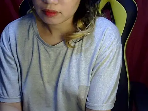    zurIII09  online show from March 2025 10:39:02 AM