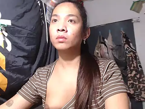 Snapshot of Valentinasbody chatting on October 2025 04:14:02 PM Valentinasbody online show from October 2025 04:14:02 PM