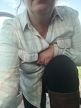 Saysomething3 online show from December 2025 08:45:01 AM