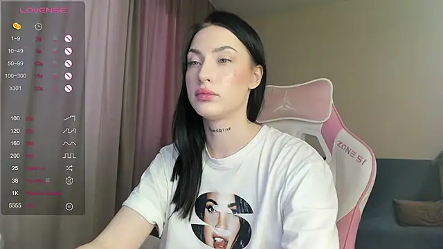 JenniferQueen11 online show from February 2025 09:43:01 AM