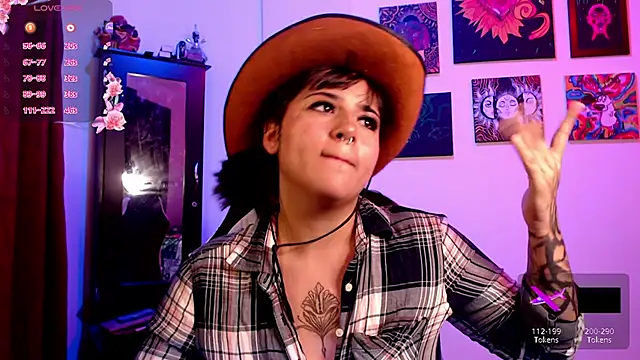 Snapshot of raven-gotic chatting on February 2025 01:04:02 AM raven-gotic online show from February 2025 01:04:02 AM