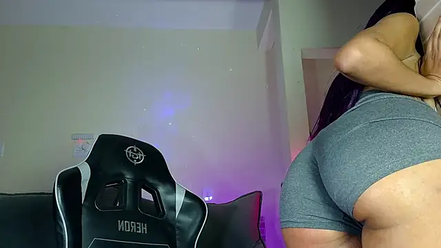 Snapshot of isa_hotwifee chatting on March 2026 02:30:01 PM isa hotwifee online show from March 2026 02:30:01 PM