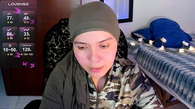 Snapshot of MatchedEyebrow chatting on June 2026 09:25:02 PM MatchedEyebrow online show from June 2026 09:25:02 PM