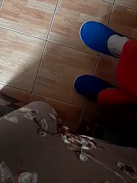 feet toes online show from November 2025 07:19:02 AM