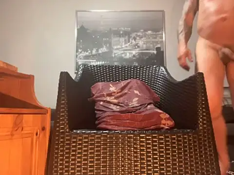 Tyyson03 online show from December 2025 08:27:01 PM