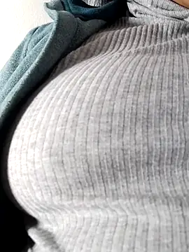 Molly newman6 online show from March 2025 07:05:02 AM