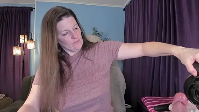 Kelly Carolina online show from January 2026 12:43:02 PM