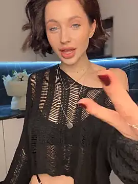 Snapshot of Camilla_Railian chatting on January 2025 08:16:02 PM Camilla Railian online show from January 2025 08:16:02 PM