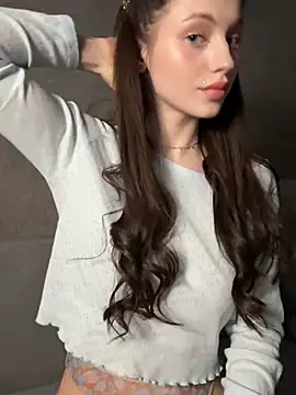 Snapshot of Camilla_Railian chatting on March 2025 03:20:01 AM Camilla Railian online show from March 2025 03:20:01 AM