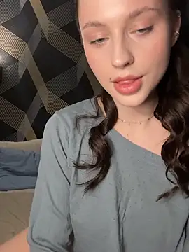 Snapshot of Camilla_Railian chatting on March 2025 04:20:02 PM Camilla Railian online show from March 2025 04:20:02 PM