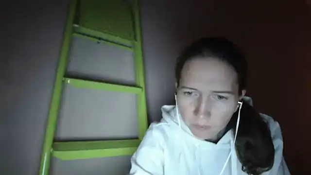 Snapshot of Sexy_MargoX_ chatting on December 2024 12:28:02 AM Sexy MargoX online show from December 2024 12:28:02 AM