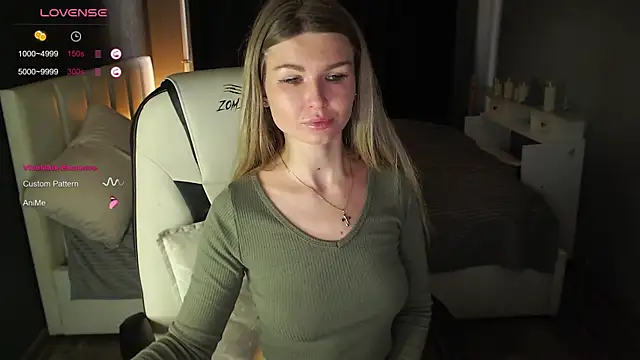 AngelMiaM online show from March 2025 10:55:01 AM