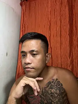 Snapshot of Thyler08 chatting on March 2025 09:11:01 AM Thyler08 online show from March 2025 09:11:01 AM