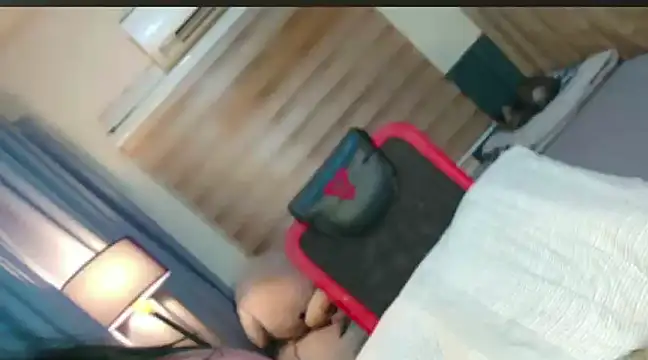 bella maxwel online show from January 2025 05:15:02 AM