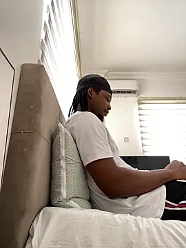 finefinance online show from November 2025 06:48:01 AM