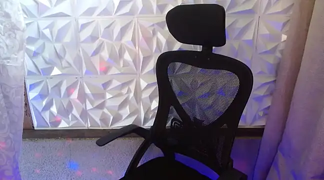 Snapshot of xsweetasian69x chatting on March 2025 05:49:02 AM xsweetasian69x online show from March 2025 05:49:02 AM