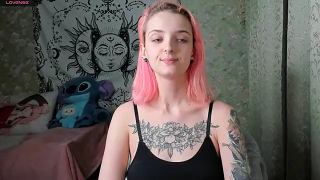 Cutie Adelia online show from December 2024 12:18:02 PM