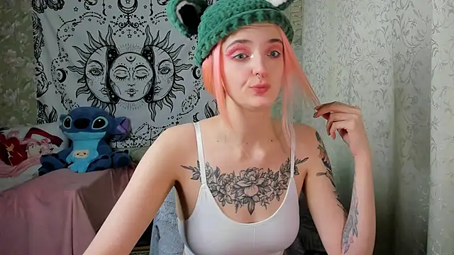 Cutie Adelia online show from February 2025 10:43:02 AM