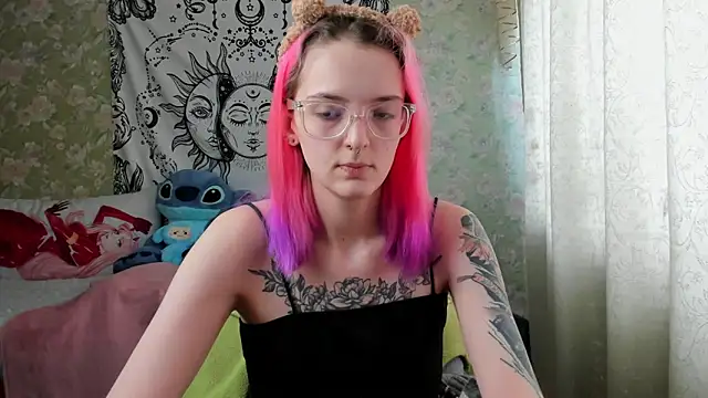 Cutie Adelia online show from February 2025 07:37:02 AM