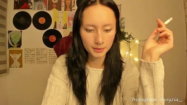 bellaa-w online show from March 2025 01:00:02 AM