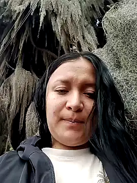 Arisha34 online show from January 2025 12:42:01 PM