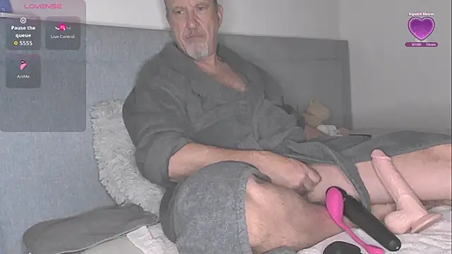 Snapshot of openminddaddy chatting on February 2026 05:19:02 AM openminddaddy online show from February 2026 05:19:02 AM