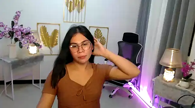 Snapshot of Asian_flabby chatting on December 2024 03:33:02 PM Asian flabby online show from December 2024 03:33:02 PM