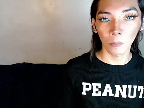 Snapshot of perly_169 chatting on February 2025 02:13:02 PM perly 169 online show from February 2025 02:13:02 PM