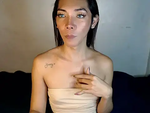 Snapshot of perly_169 chatting on February 2025 11:28:01 AM perly 169 online show from February 2025 11:28:01 AM