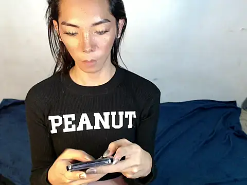 Snapshot of perly_169 chatting on February 2025 01:11:01 PM perly 169 online show from February 2025 01:11:01 PM