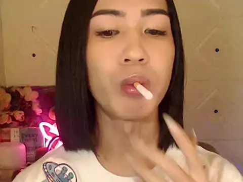 Snapshot of Lemonadexxx chatting on March 2025 08:23:02 AM Lemonadexxx online show from March 2025 08:23:02 AM