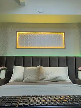 XLindaMilfX online show from February 2025 06:31:01 AM