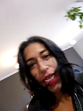 Snapshot of Goldenlace chatting on January 2025 02:36:01 PM Goldenlace online show from January 2025 02:36:01 PM