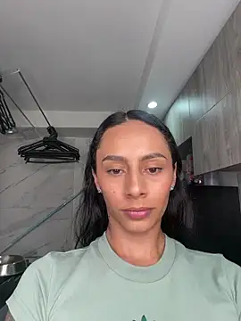 Snapshot of karlyn_angels chatting on May 2026 04:48:01 PM karlyn angels online show from May 2026 04:48:01 PM