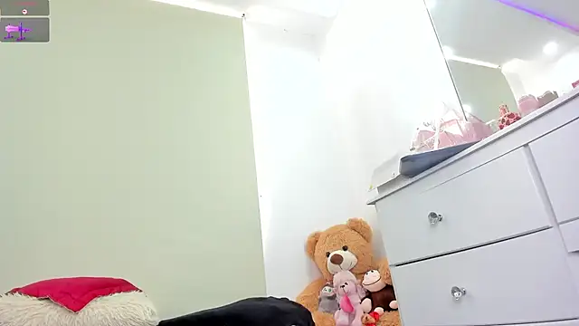 karlyn angels online show from July 2026 04:25:02 PM
