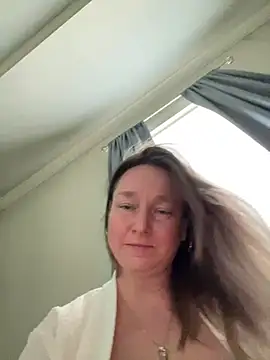 Vivian MayXxX online show from February 2025 09:37:01 PM