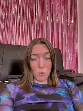 Snapshot of Daisy_Michto_Officiel chatting on January 2025 03:44:01 AM Daisy Michto Officiel online show from January 2025 03:44:01 AM