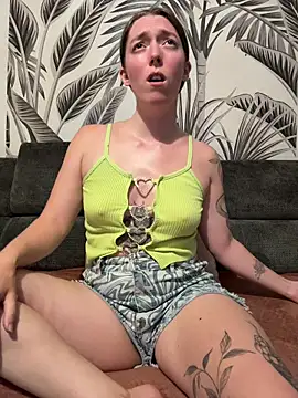 Snapshot of Daisy_Michto_Officiel chatting on July 2026 09:39:01 PM Daisy Michto Officiel online show from July 2026 09:39:01 PM