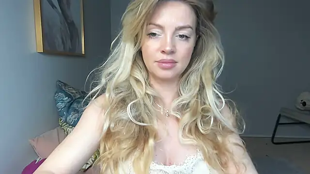 Snapshot of BelieveinEmliy chatting on January 2025 05:11:02 PM BelieveinEmliy online show from January 2025 05:11:02 PM