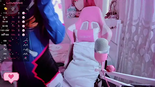 mia kawaii05 online show from December 2024 10:14:02 PM