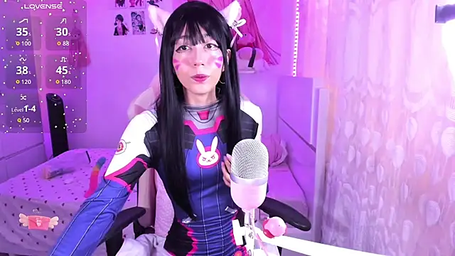 mia kawaii05 online show from September 2025 08:20:02 PM