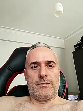 Snapshot of pussylove39 chatting on December 2025 09:47:02 AM pussylove39 online show from December 2025 09:47:02 AM