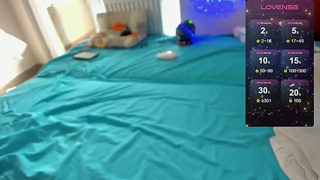 92yourbitch922 online show from October 2025 09:30:01 AM