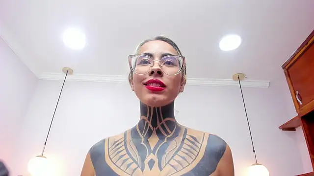 NicoleBlum online show from January 2025 10:15:02 PM