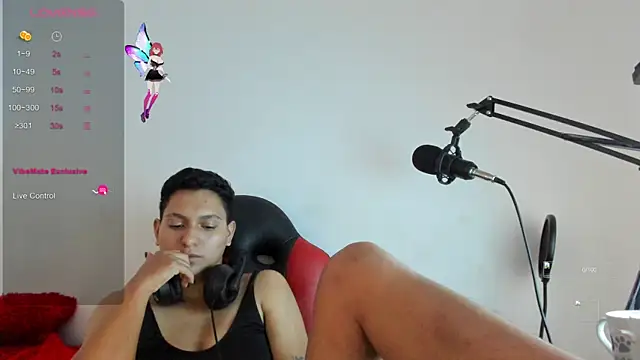 julya smith69 online show from October 2025 02:23:02 PM