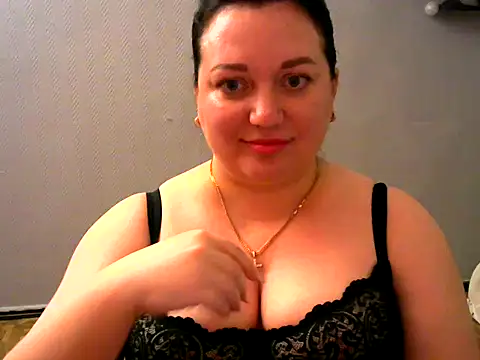 AmanaGi online show from February 2025 04:39:02 PM