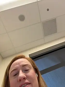 cinnatitties online show from December 2025 03:50:02 PM