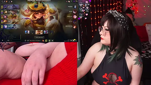 evamila online show from November 2025 10:56:02 PM